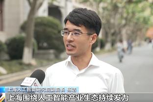 拉塞尔：季中锦标赛很重要 萧华确实是天才